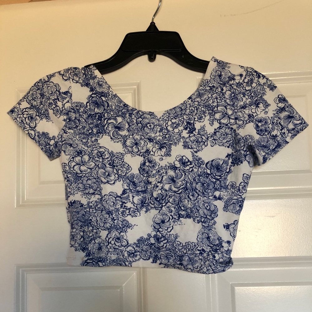 American apparel crop top blue & white vintage